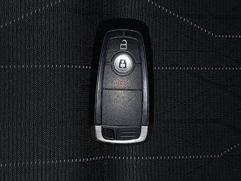 Used 2020 Ford EcoSport SE w/ SE Convenience Package image 32