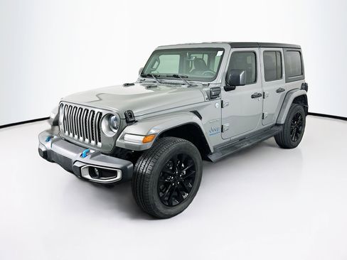 Used 2023 Jeep Wrangler Sahara image 3