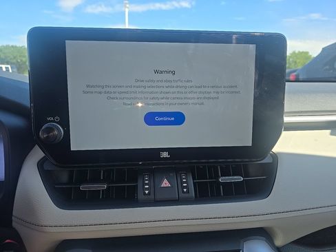 Used 2025 Toyota RAV4 Limited FWD image 16