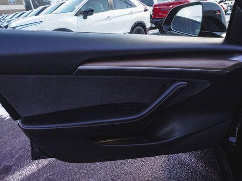 Used 2023 Tesla Model 3 Performance image 9