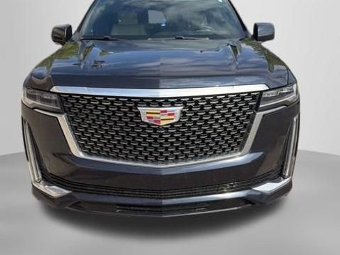Used 2023 Cadillac Escalade Premium Luxury AWD/4WD image 3