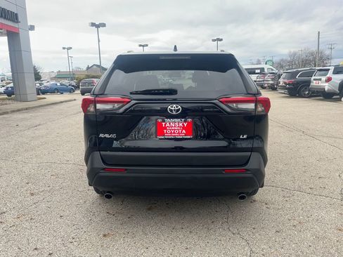 Certified 2021 Toyota RAV4 LE image 4