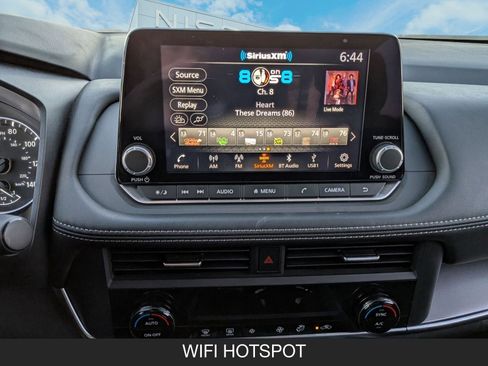 Certified 2025 Nissan Rogue SV image 18