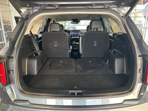 Used 2022 Kia Sorento SX image 12