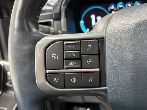 Used 2022 Ford F150 Limited image 39