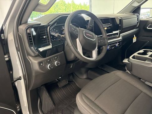 New 2026 GMC Sierra 1500 SLE w/ Preferred Package AWD/4WD image 10