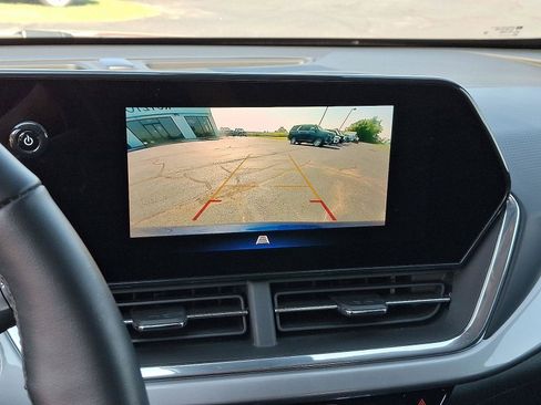 Used 2024 Chevrolet Trax LT w/ Driver Confidence Package image 17