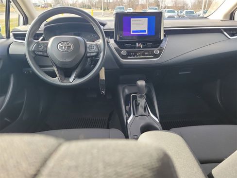 Certified 2023 Toyota Corolla LE image 10