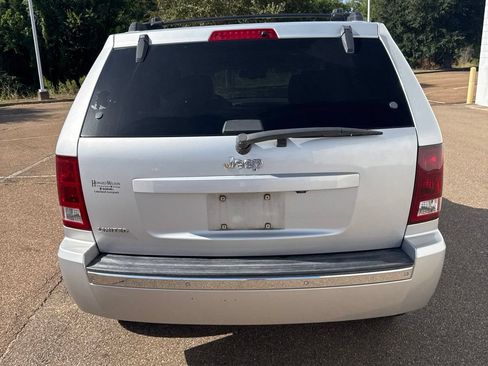 Used 2006 Jeep Grand Cherokee Limited RWD image 17