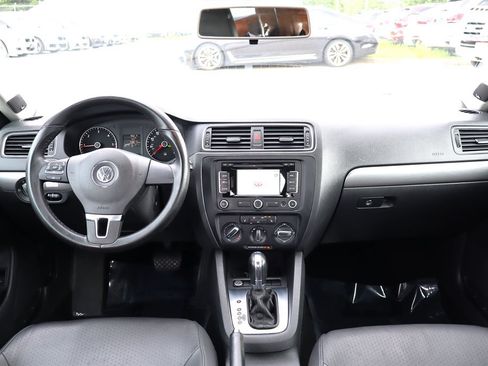 Used 2013 Volkswagen Jetta TDI FWD image 12