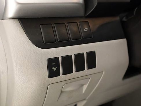 Used 2014 Toyota Highlander Plus image 14