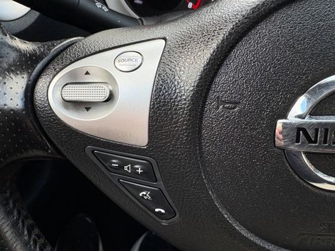 Used 2013 Nissan Juke SL image 31