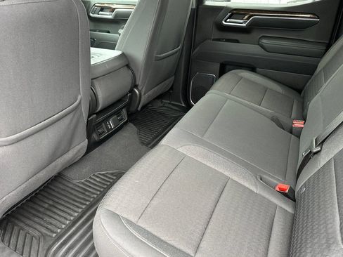 Used 2025 GMC Sierra 1500 SLE w/ Preferred Package AWD/4WD image 15
