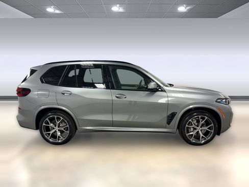 New 2026 BMW X5 sDrive40i w/ M Sport Package image 8