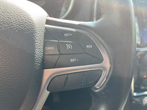Used 2020 Jeep Grand Cherokee Limited w/ Premium Lighting Group RWD image 21