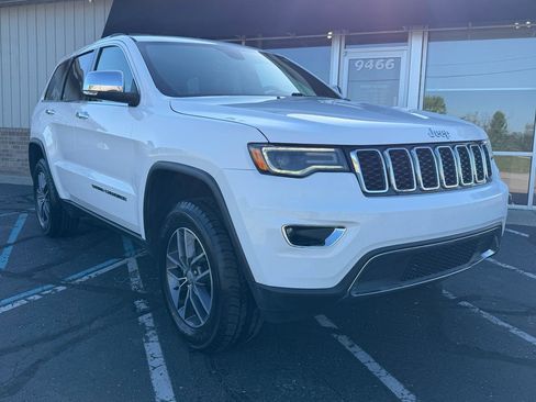 Used 2018 Jeep Grand Cherokee Limited w/ Luxury Group II AWD/4WD image 7