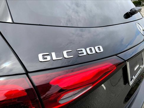 Certified 2025 Mercedes-Benz GLC 300 4MATIC image 19