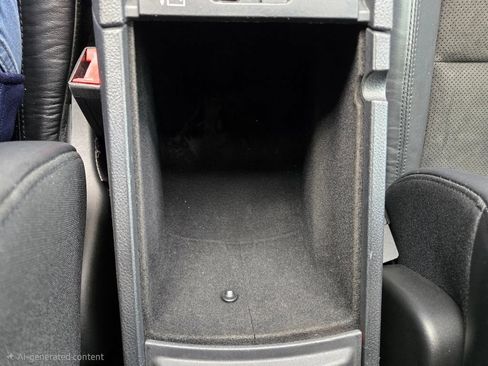 Used 2019 Jeep Grand Cherokee Altitude RWD image 34