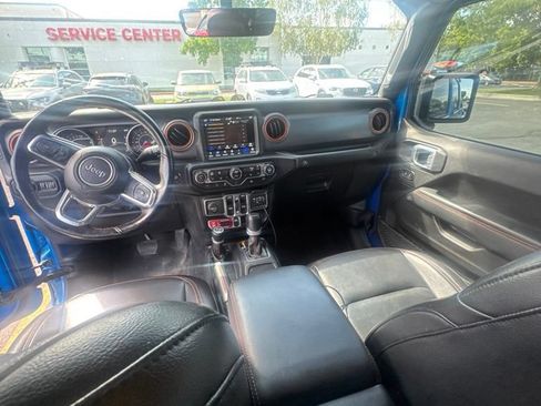 Used 2022 Jeep Gladiator Mojave w/ LED Lighting Group AWD/4WD image 2