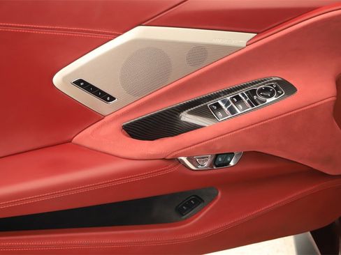 Used 2020 Chevrolet Corvette Stingray w/ 3LT Preferred Equipment Group image 19