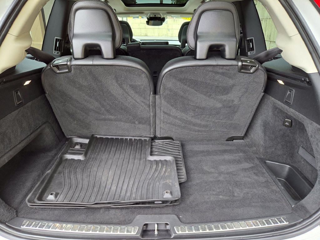 Used 2021 Volvo XC90 T6 Momentum w/ Advanced Package AWD/4WD image 41