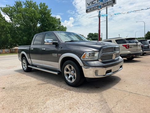 Used 2014 RAM 1500 Laramie w/ Convenience Group AWD/4WD image 2