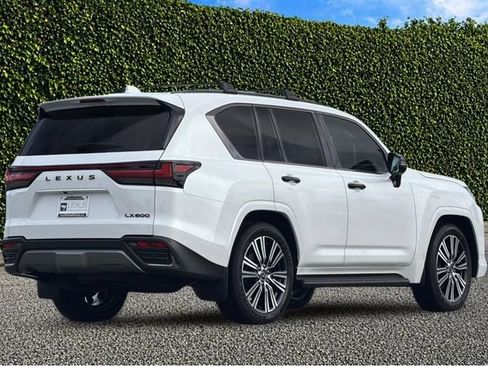 New 2026 Lexus LX 600 4WD w/ Luxury Package image 5