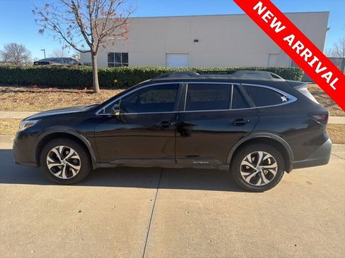 Used 2020 Subaru Outback Limited image 8