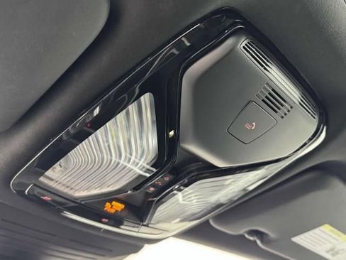 Used 2025 BMW X5 xDrive40i image 25