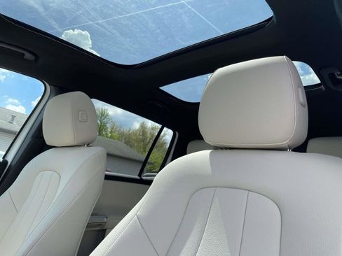 New 2026 Mercedes-Benz GLB 250 4MATIC image 14