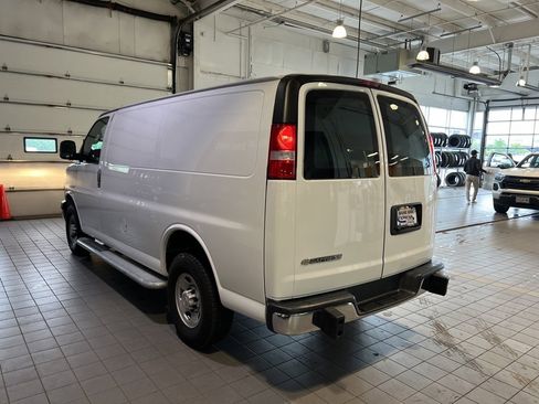 Used 2024 Chevrolet Express 2500 Work Van w/ Driver Convenience Package image 6