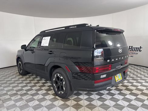 Used 2026 Hyundai Santa Fe SEL FWD image 9