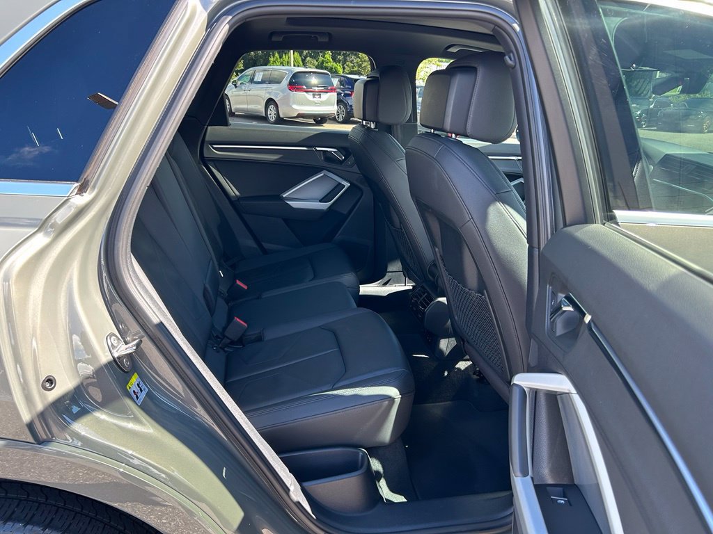 Used 2021 Audi Q3 2.0T Premium w/ Convenience Package AWD/4WD image 42