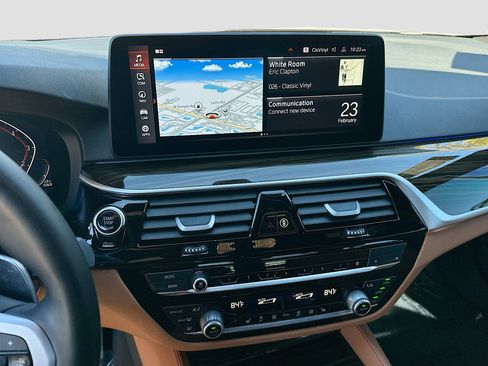 Used 2023 BMW 530i w/ M Sport Package image 13