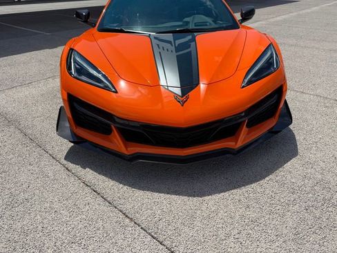 Used 2024 Chevrolet Corvette Z06 w/ Z07 Performance Package image 36