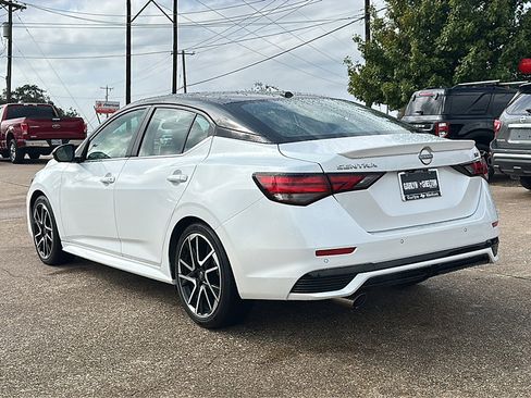 Certified 2024 Nissan Sentra SR w/ SR Premium Package image 6