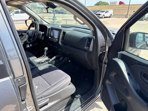 Used 2022 Nissan Frontier S w/ Technology Package AWD/4WD image 14
