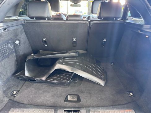 Used 2017 Land Rover Range Rover Evoque HSE image 22