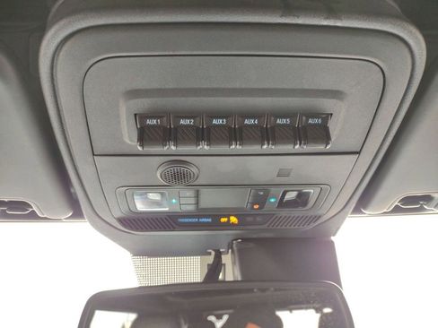 Used 2022 Ford Bronco Badlands image 7