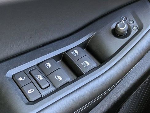New 2025 Jeep Grand Cherokee Altitude RWD image 21
