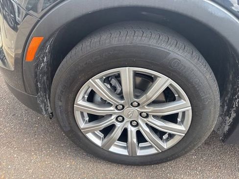 Certified 2023 Cadillac XT4 Premium Luxury AWD/4WD image 7