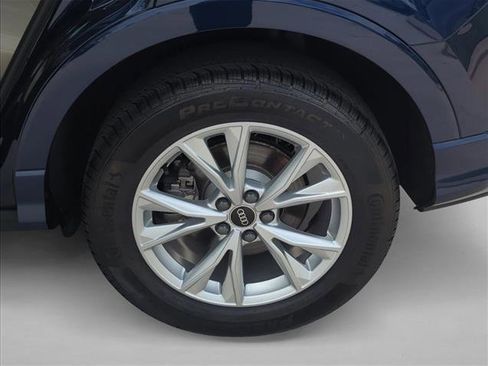 Used 2025 Audi Q3 2.0T Premium image 24