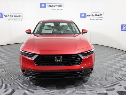 Used 2025 Honda Accord EX-L image 2