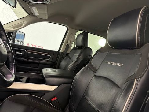 Used 2023 RAM 3500 Laramie AWD/4WD image 23