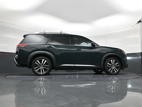 Used 2024 Nissan Pathfinder Platinum w/ Cargo Package FWD image 27