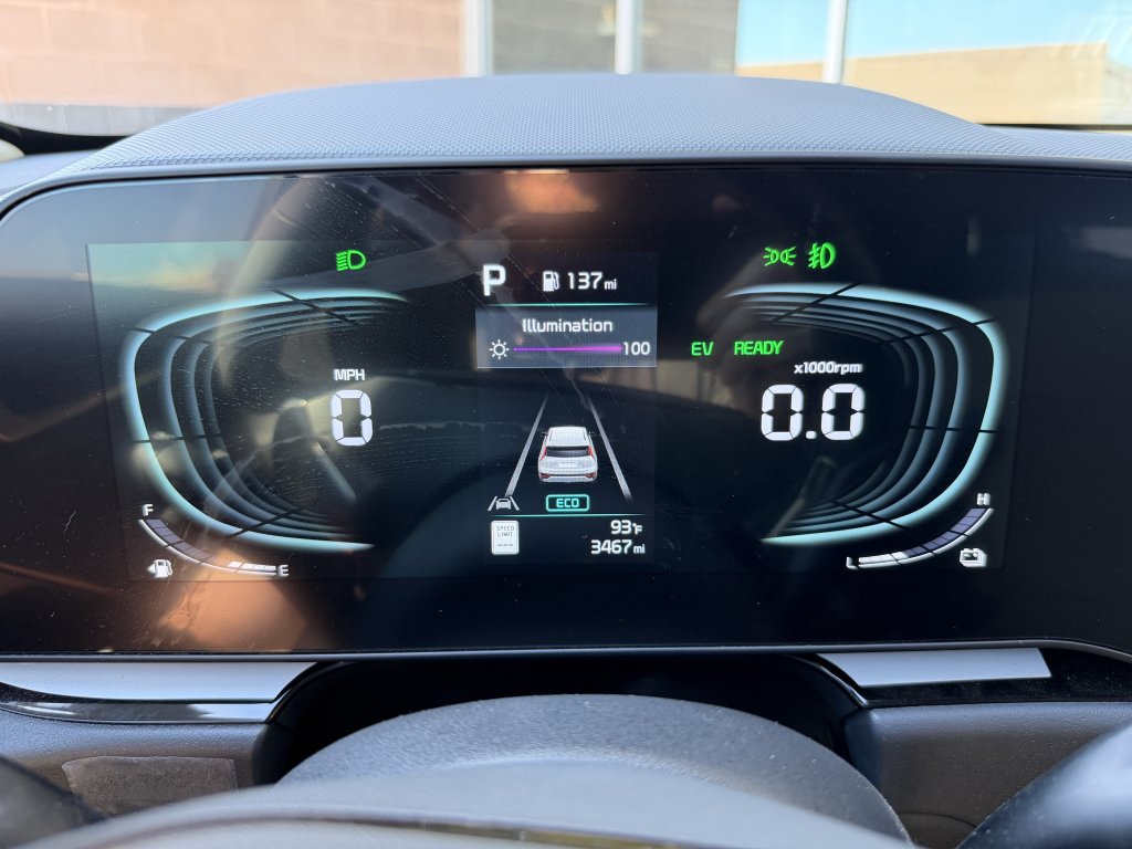 Used 2025 Kia Niro FWD image 17