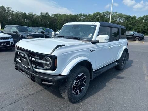 Used 2023 Ford Bronco Outer Banks AWD/4WD image 5
