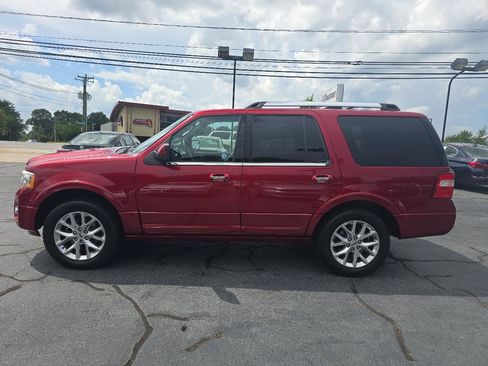 Used 2017 Ford Expedition Limited w/ Equipment Group 301A AWD/4WD image 9