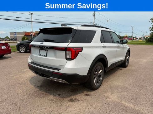 Used 2026 Ford Explorer Active w/ Active Comfort Package AWD/4WD image 7