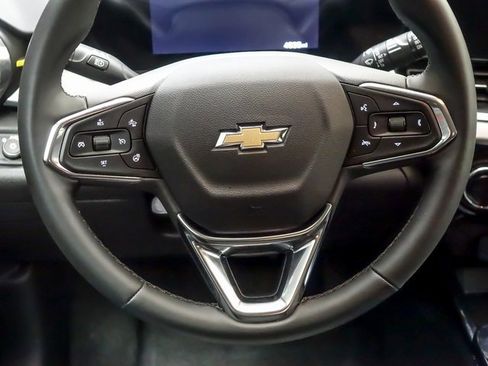 Used 2026 Chevrolet Trax LT w/ Driver Confidence Package image 14